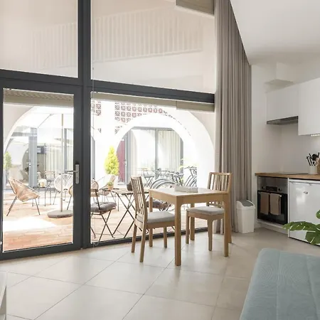 Madalena Village 1 - Centre By Hd Faro